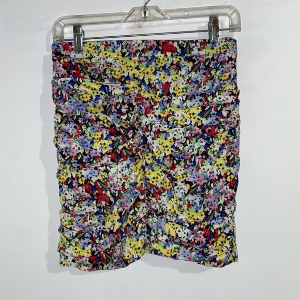 Floral scrunched skirt